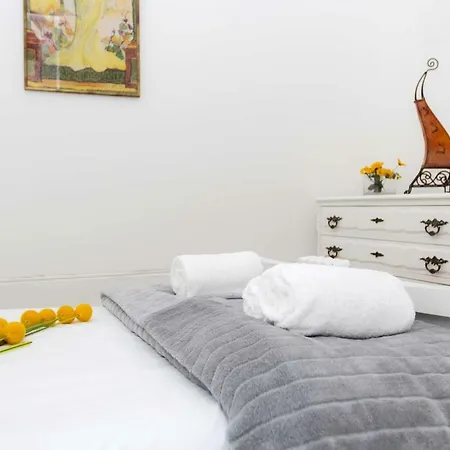 Espinho Beach House - Sea View - For 8+ Pax *