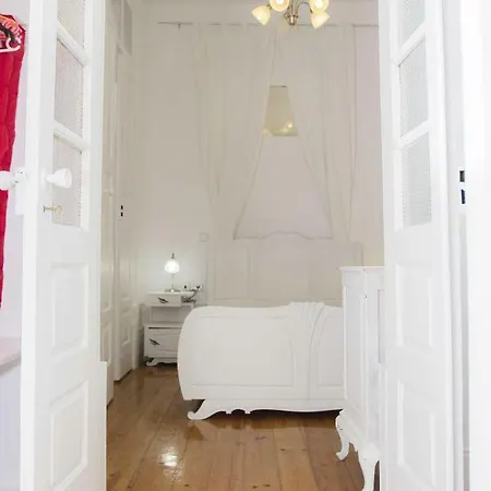 بيت ضيافة Espinho Beach House - Sea View - For 8+ Pax إسبِنو