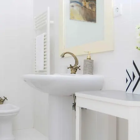 بيت ضيافة Espinho Beach House - Sea View - For 8+ Pax
