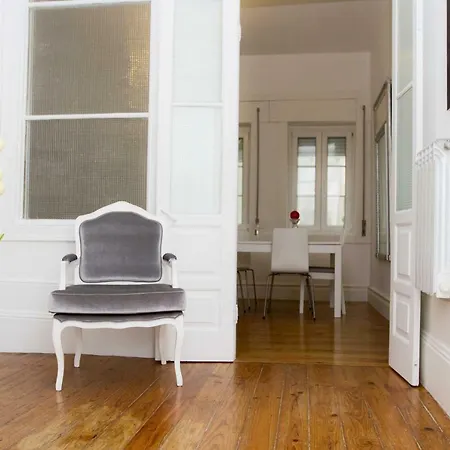 Espinho Beach House - Sea View - For 8+ Pax